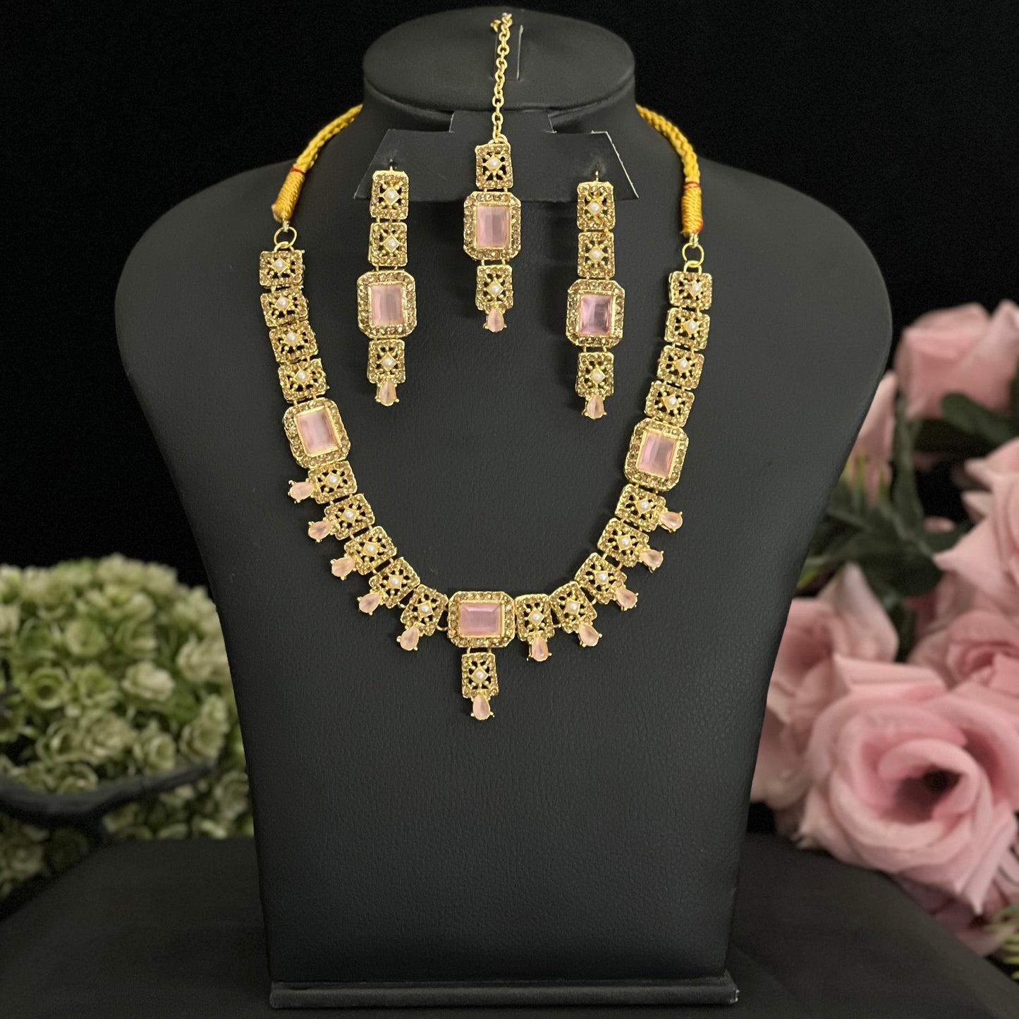 YUSRA'S NECKLACE (MBO-00605T)