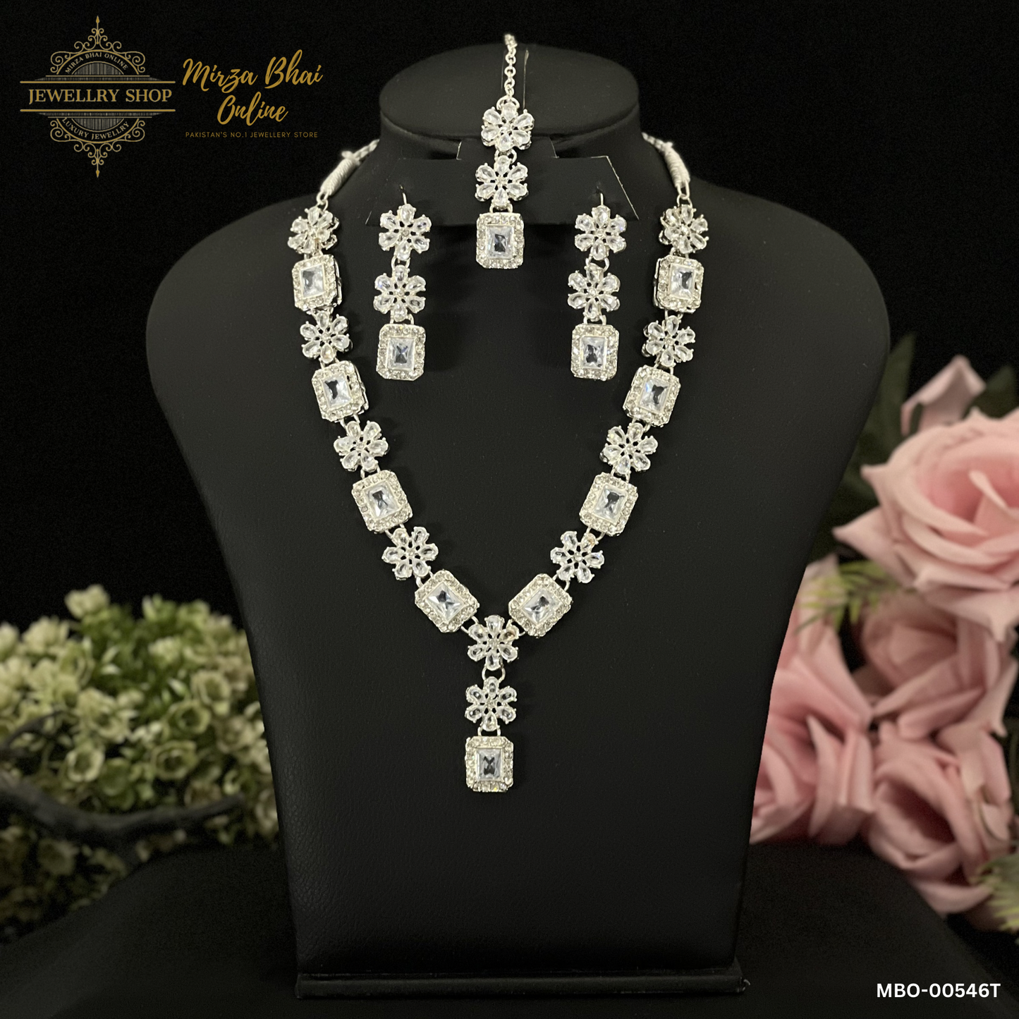 LAYLA'S NECKLACE (MBO-00546T)