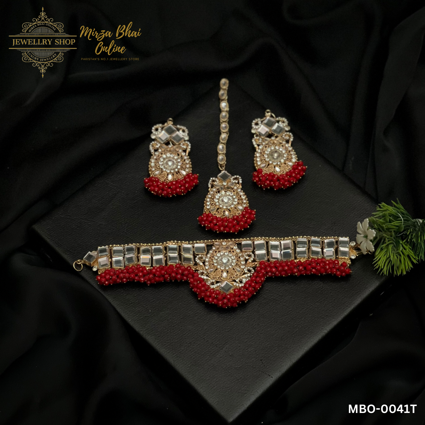 ANAHITA'S NECKLACE (MBO-0041T)