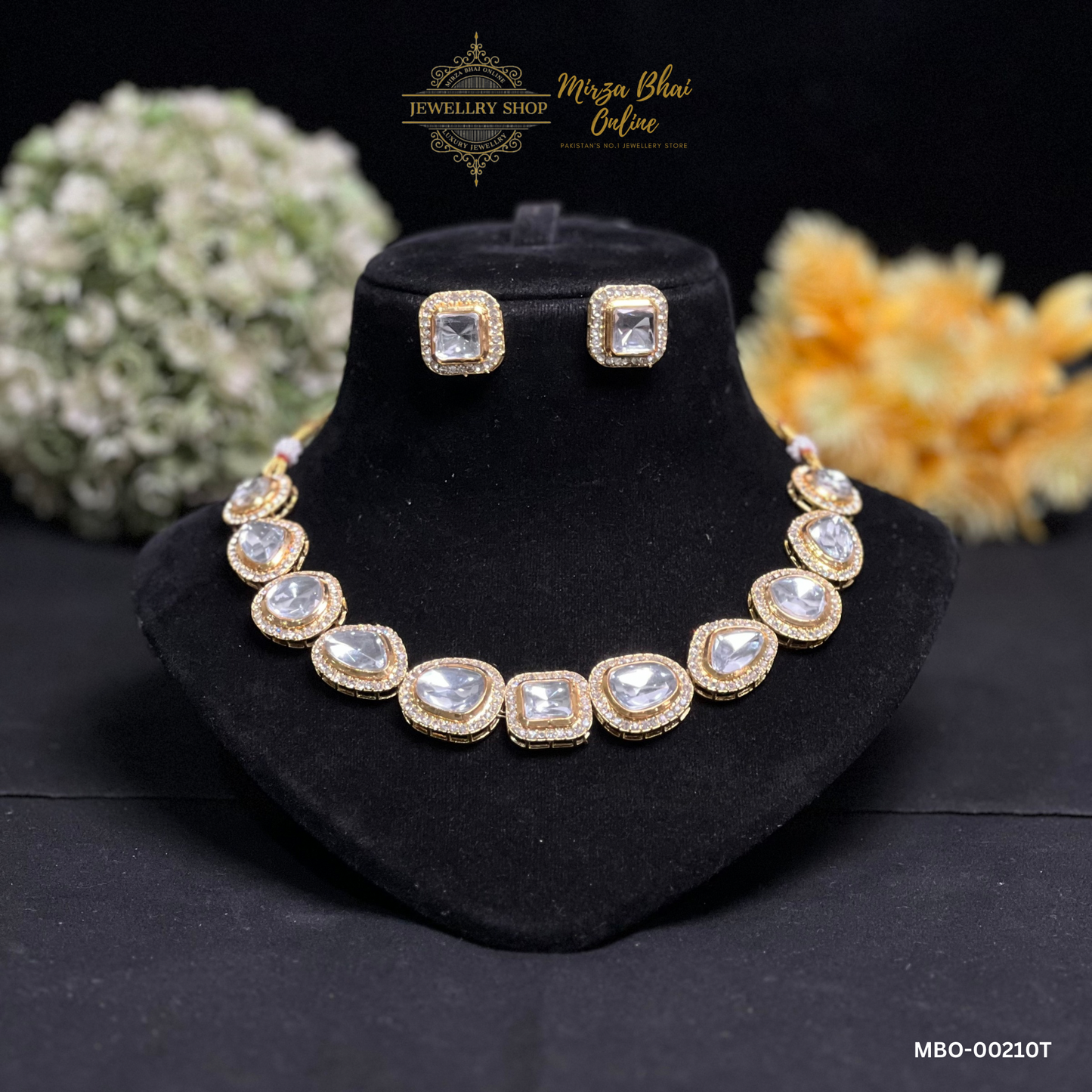 LUCIA'S NECKLACE (MBO-00210T)