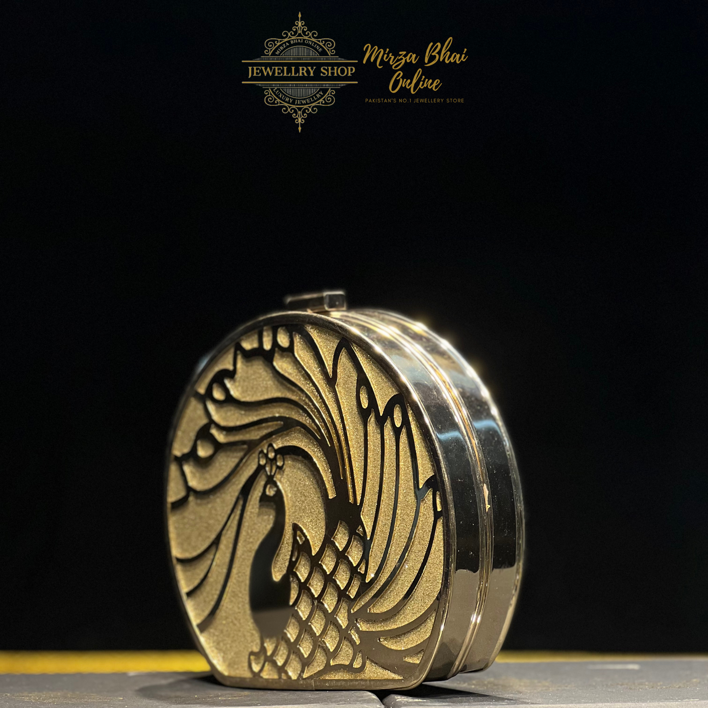 ROUND CLUTCH (B-005)