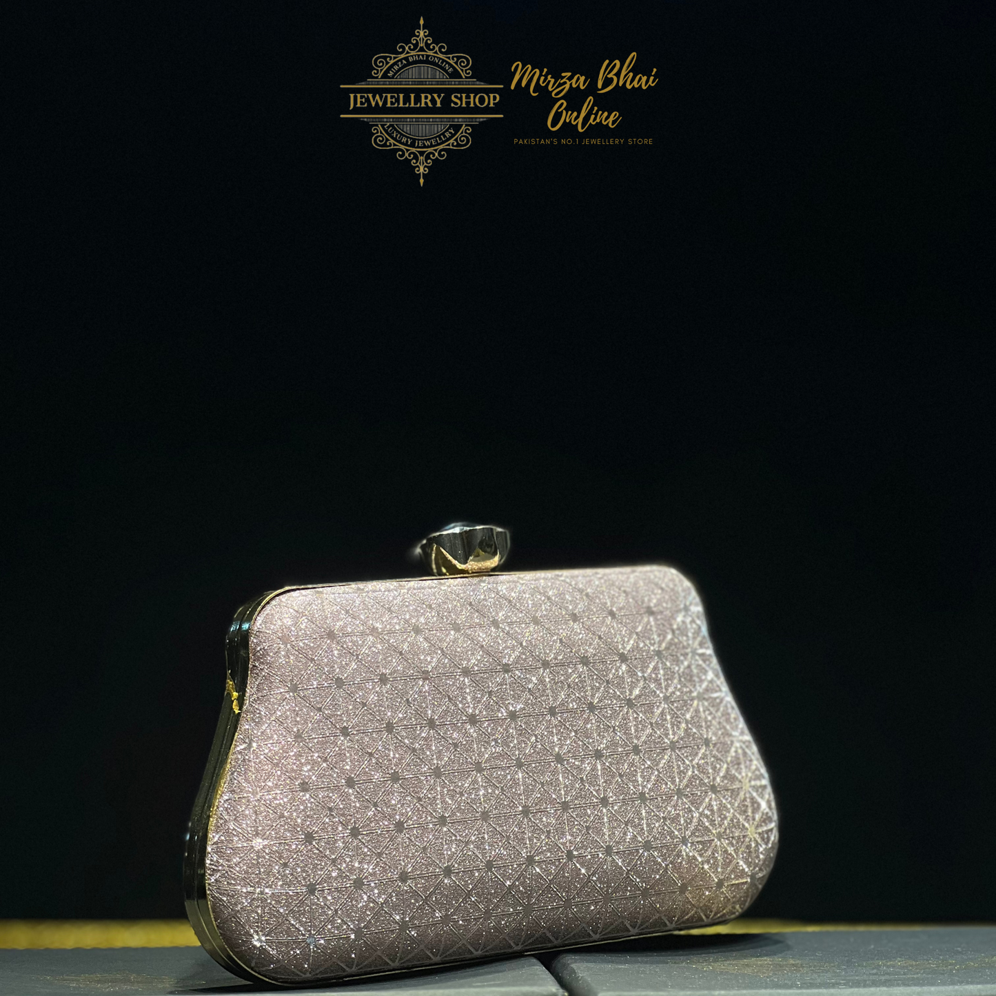 CLUTCH (B-0012)