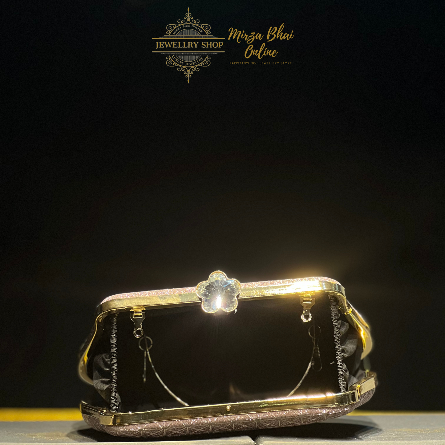 CLUTCH (B-0012)