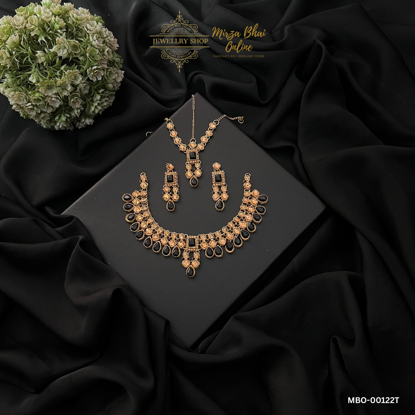 ARISHAY'S NECKLACE (MBO-00122T)