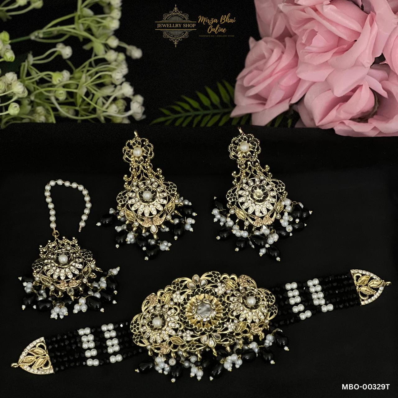 NIRA'S NECKLACE (MBO-00329T)