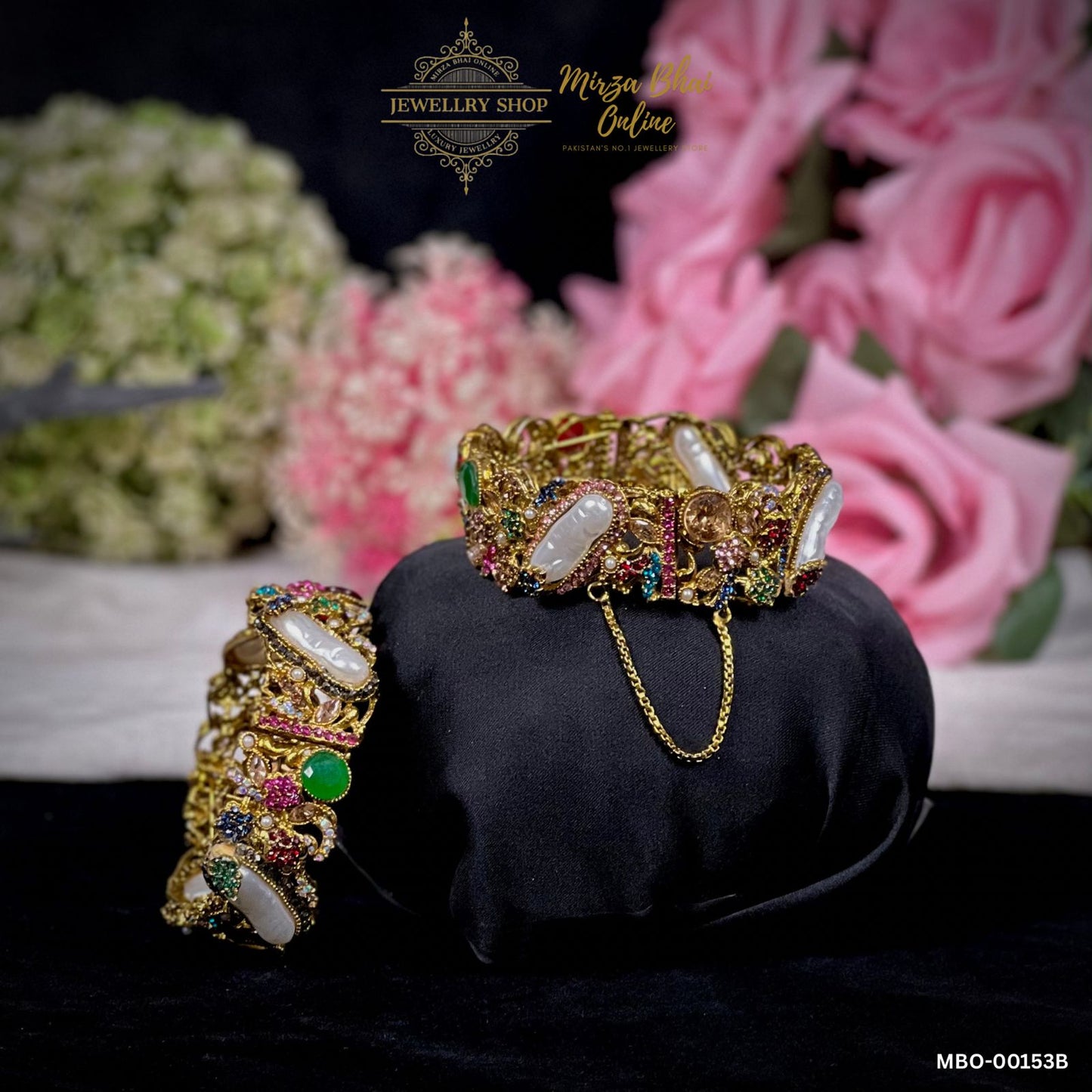 FATIMA'S BANGLES (MBO-00153B)