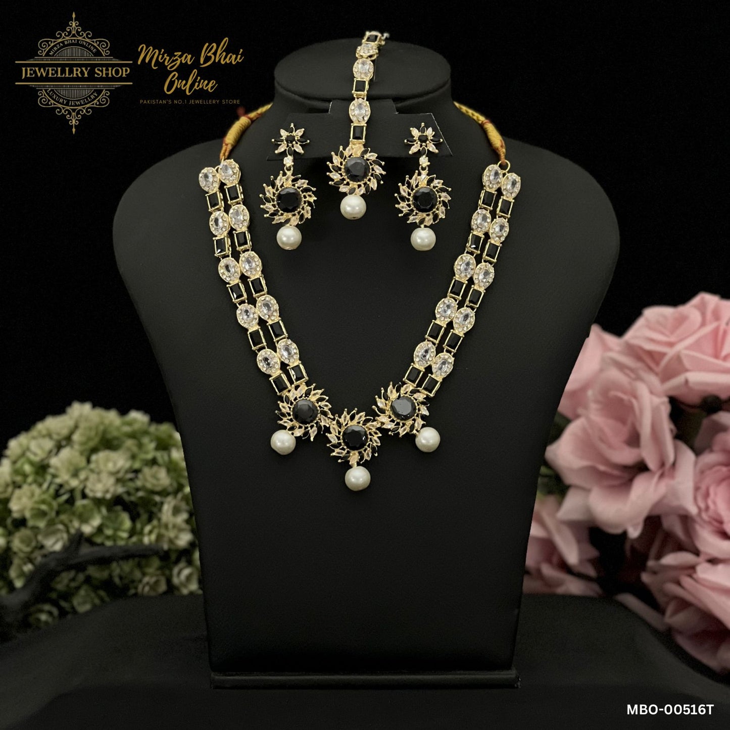 AREEBA'S NECKLACE (MBO-00516T)