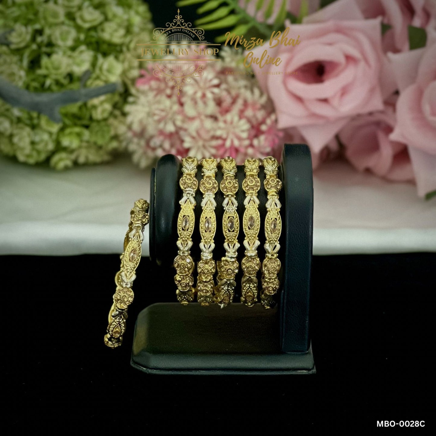 TARA'S CHUDIYANS (MBO-0028C)