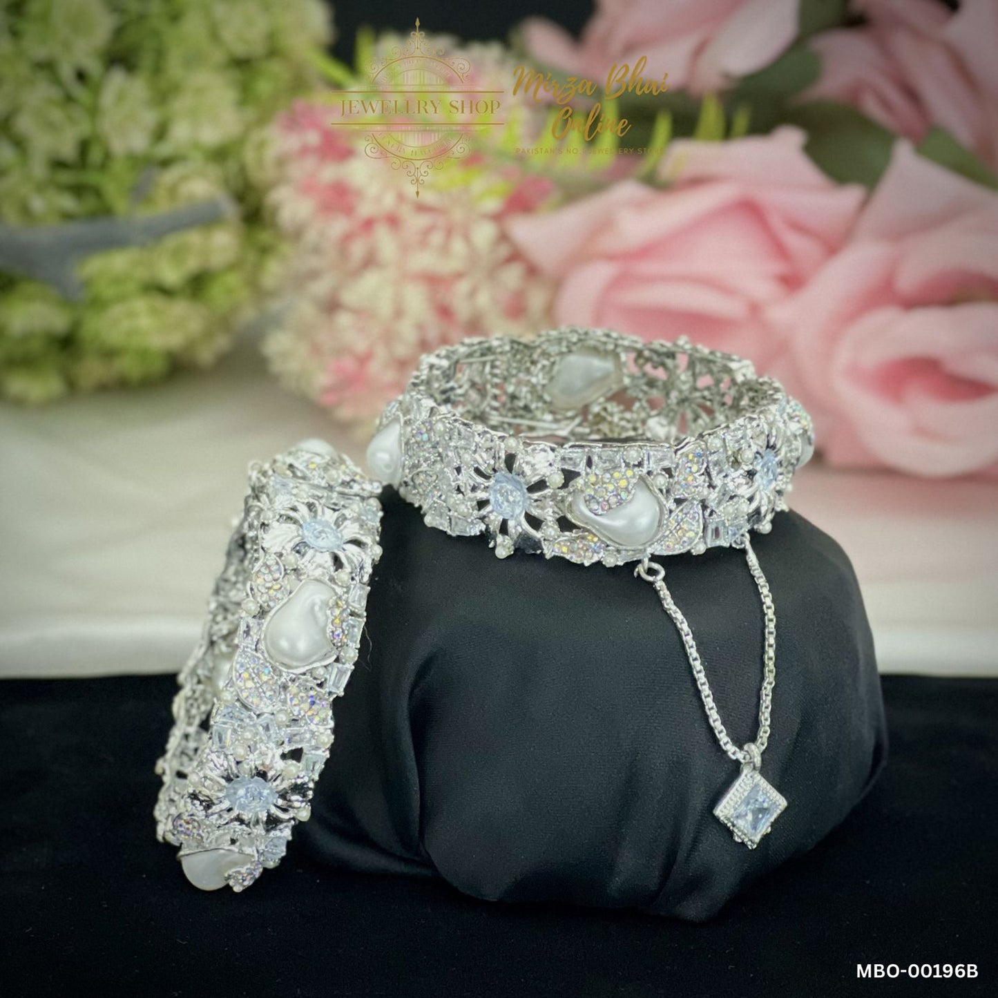 MAHIRA'S BANGLES (MBO-00196B)