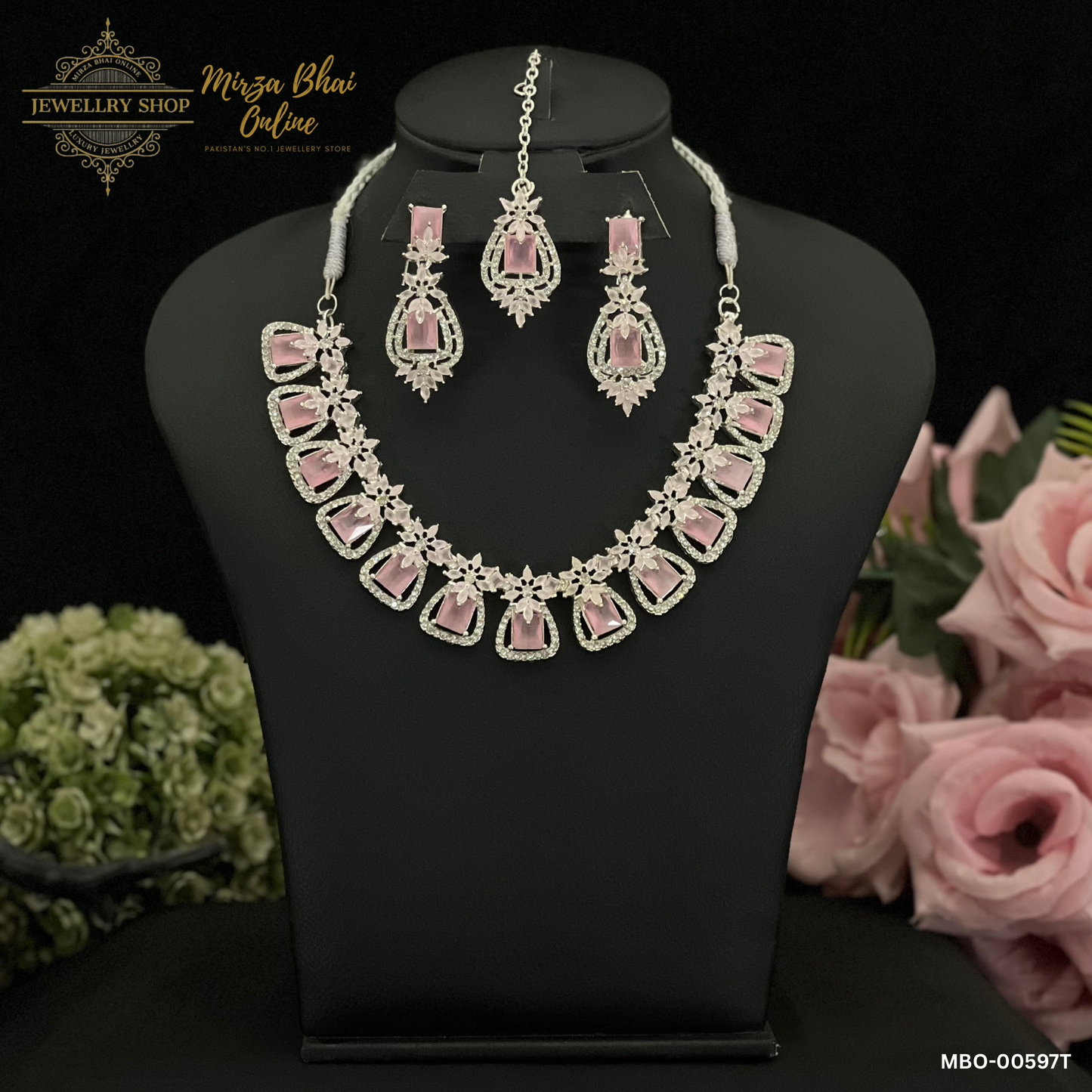 TUBA'S NECKLACE (MBO-00597T)
