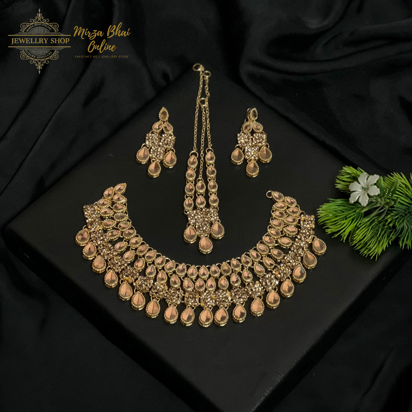 SOBIA'S NECKLACE (MBO-0022T)