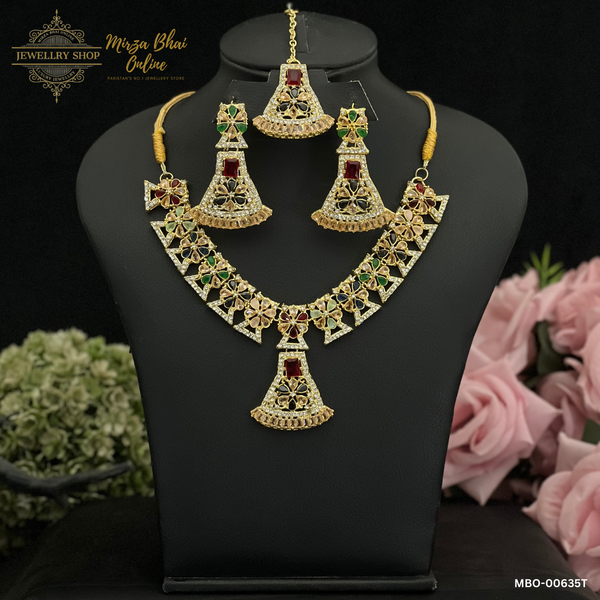 ZAHRA'S NECKLACE (MBO-00635T)