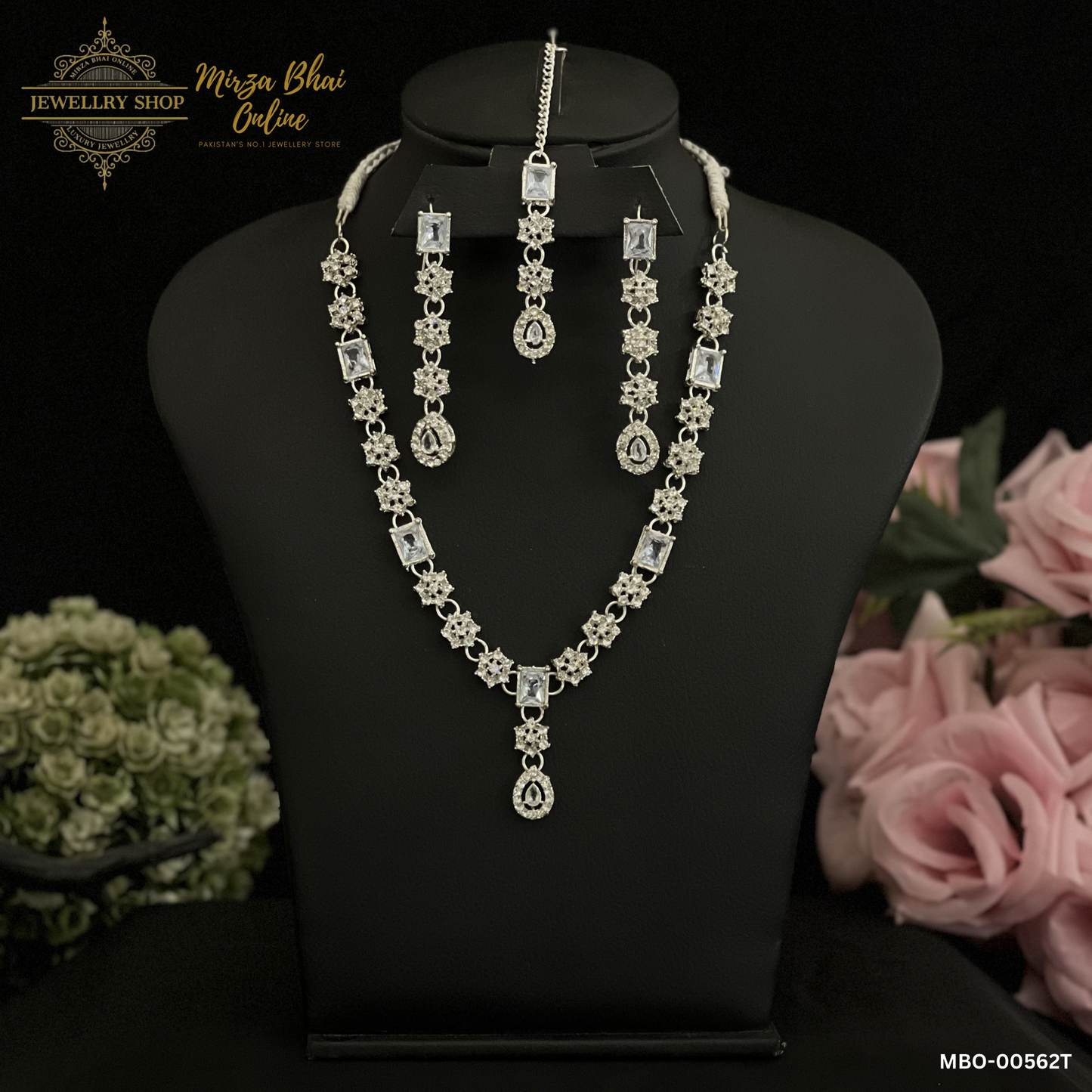 AFREEN'S NECKLACE (MBO-00562T)