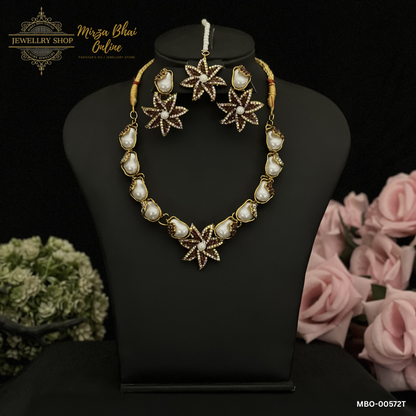 SHIZA'S NECKLACE (MBO-00572T)