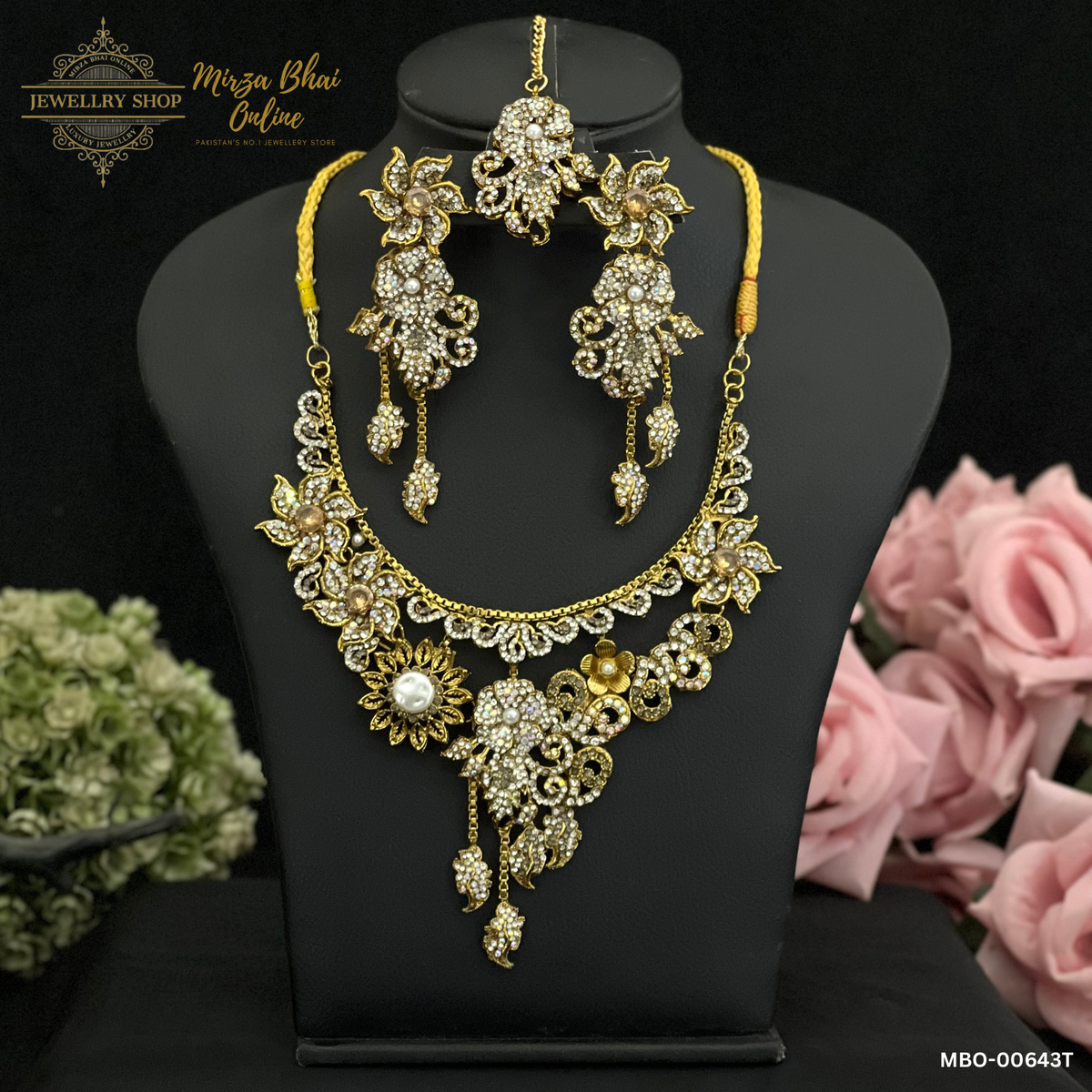 FAREHA'S NECKLACE (MBO-00643T)