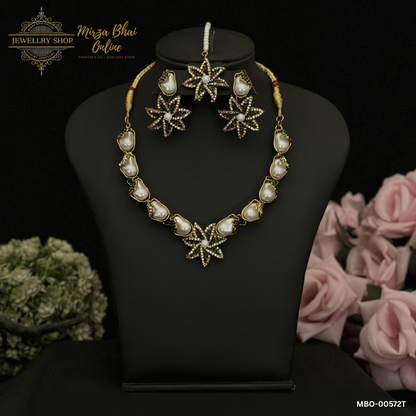 SHIZA'S NECKLACE (MBO-00572T)