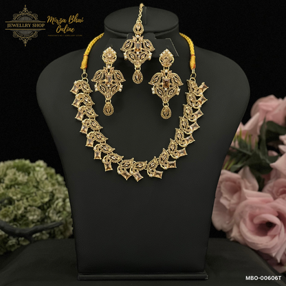 ZAINAB'S NECKLACE (MBO-00606T)