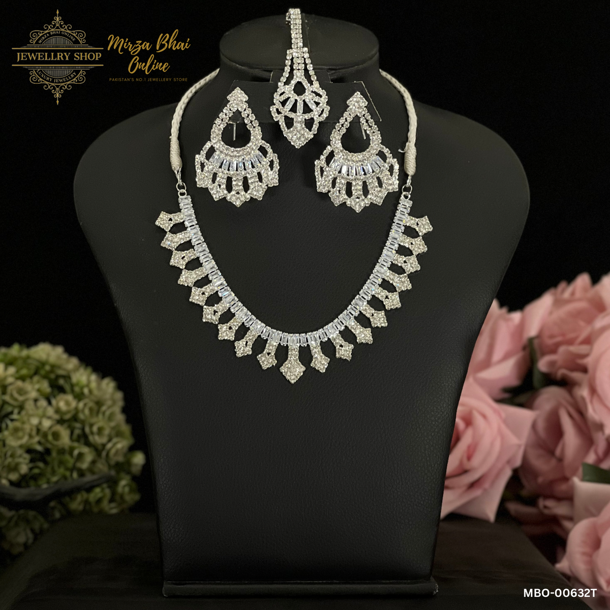 ESHA'S NECKLACE (MBO-00632T)