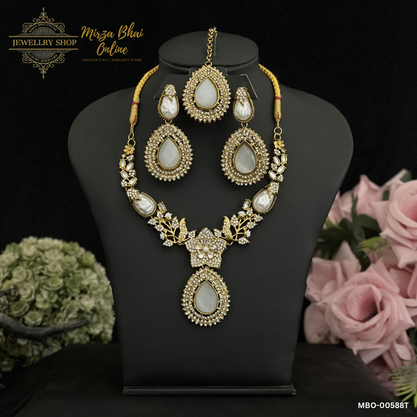 KHADIJA'S NECKLACE (MBO-00588T)