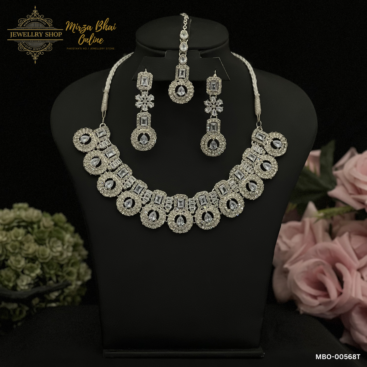 AMEERA'S NECKLACE (MBO-00568T)