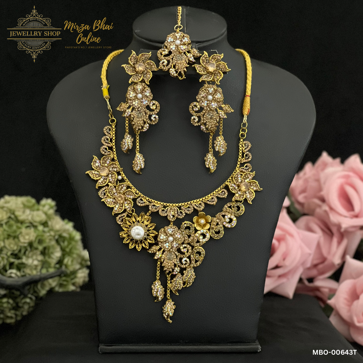 FAREHA'S NECKLACE (MBO-00643T)