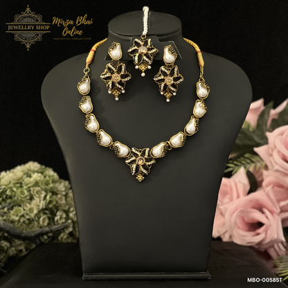 RUBY'S NECKLACE (MBO-00585T)