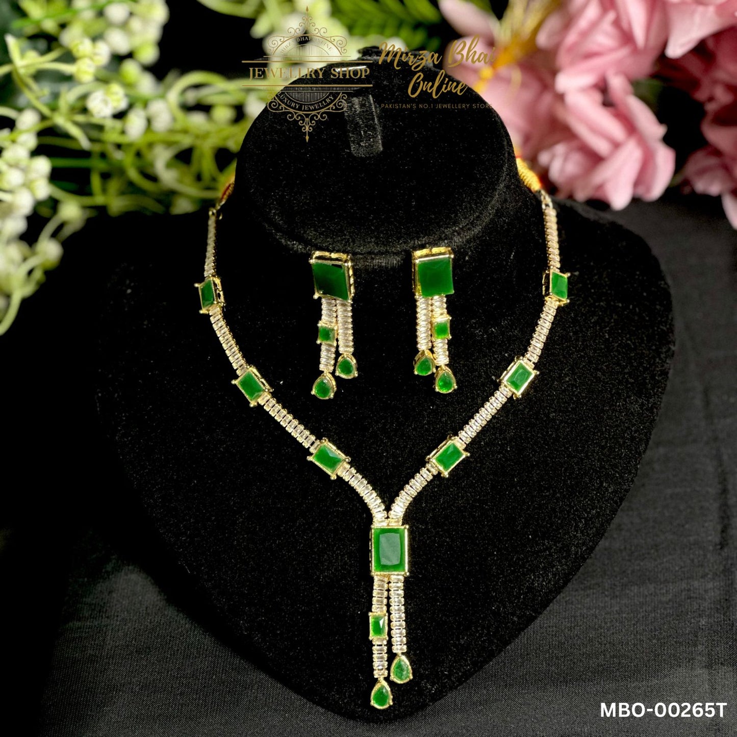 NOVA'S NECKLACE (MBO-00265T)