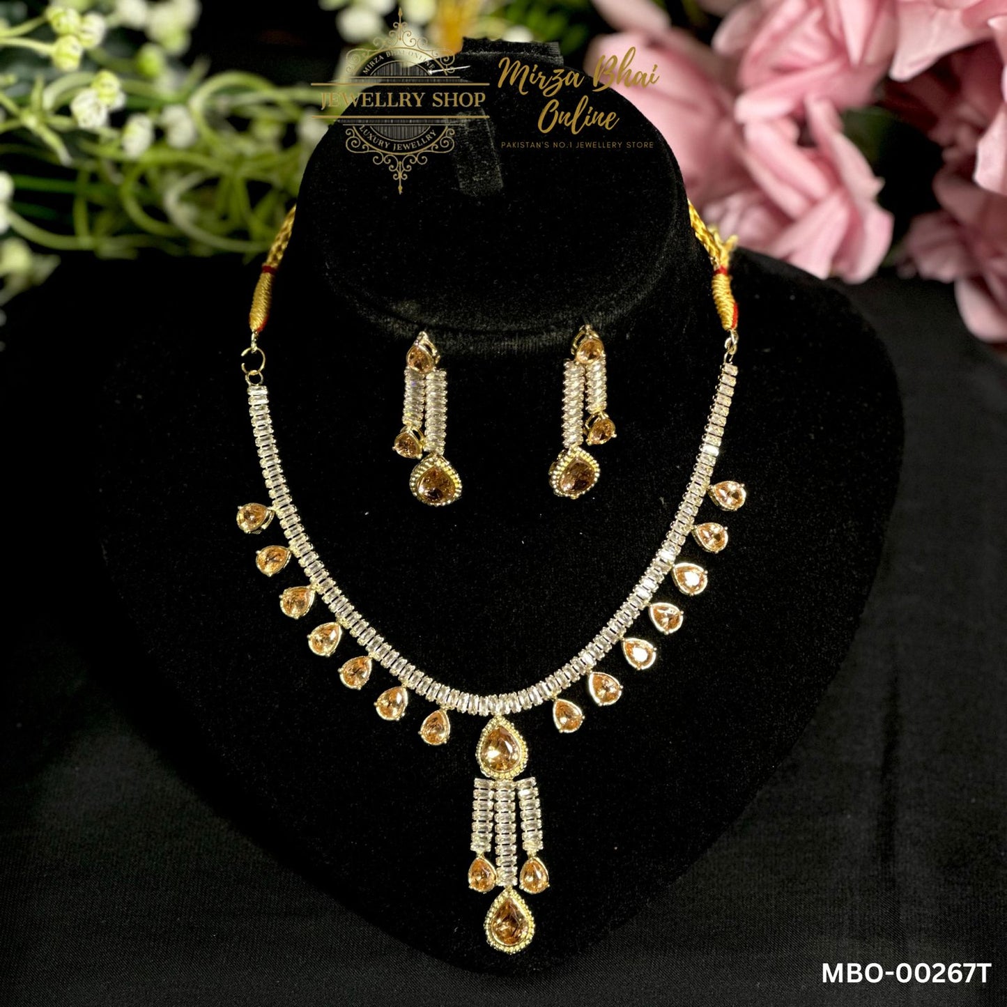 LUNA'S NECKLACE (MBO-00267T)