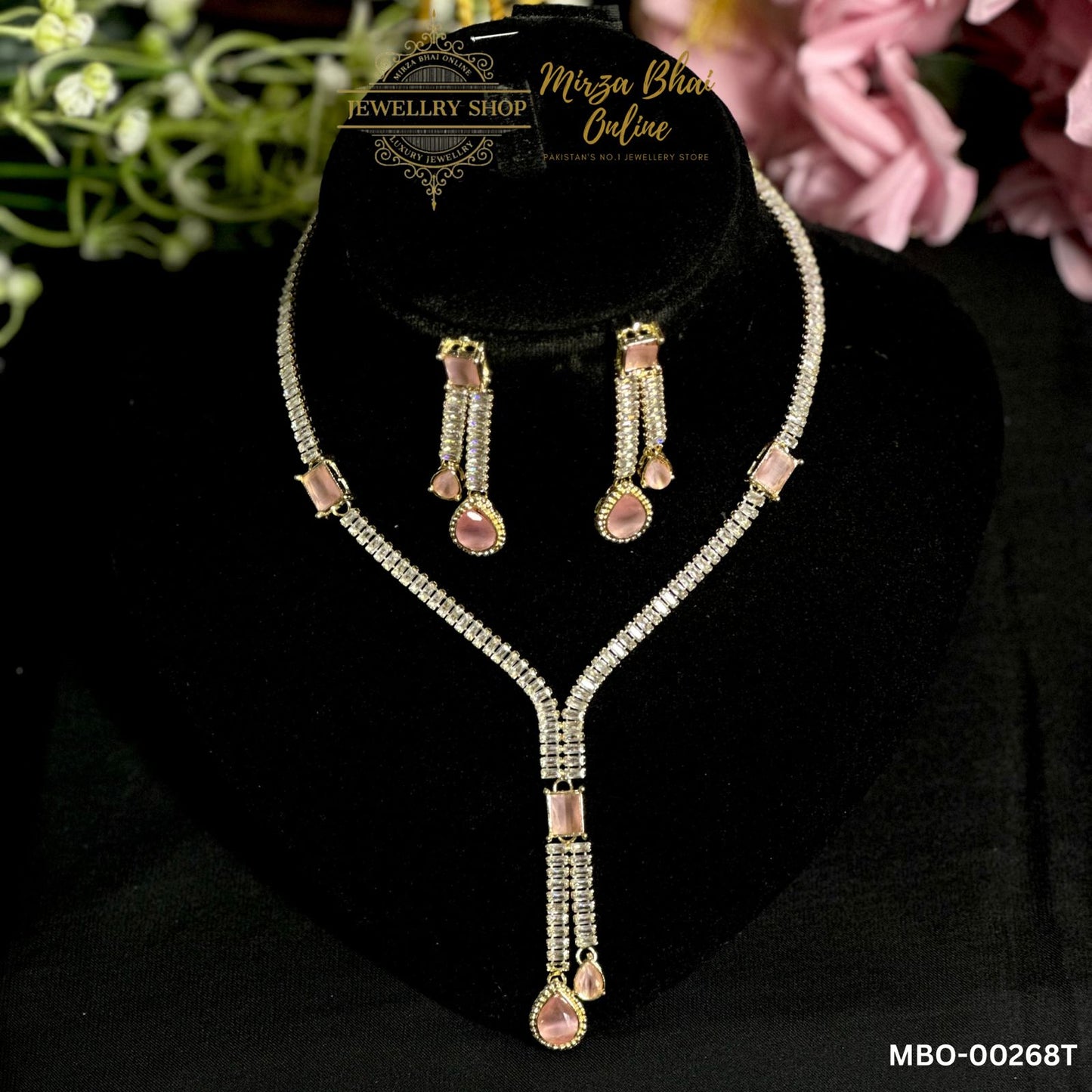 MARGARET'S NECKLACE (MBO-00268T)