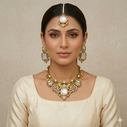 DUA'S NECKLACE (MBO-00543T)