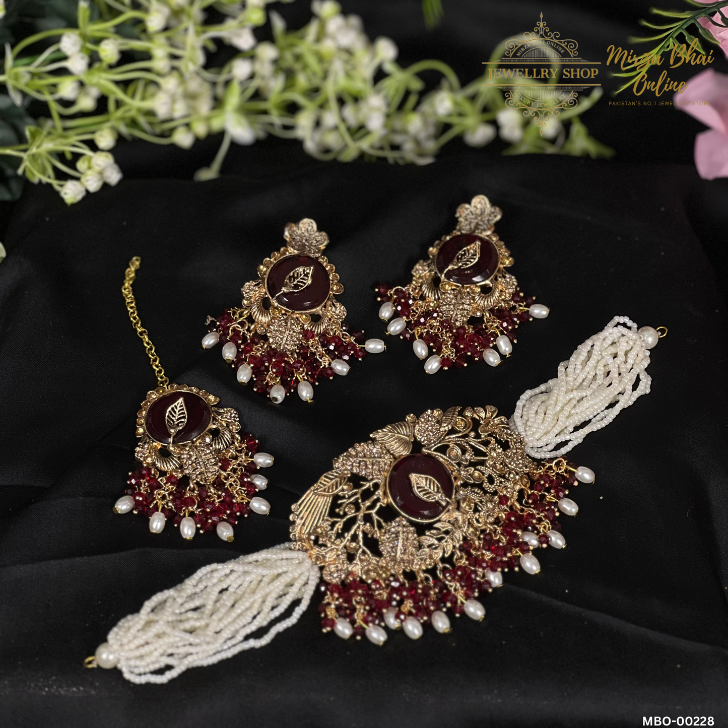 OLIVIA'S NECKLACE (MBO-00228T)