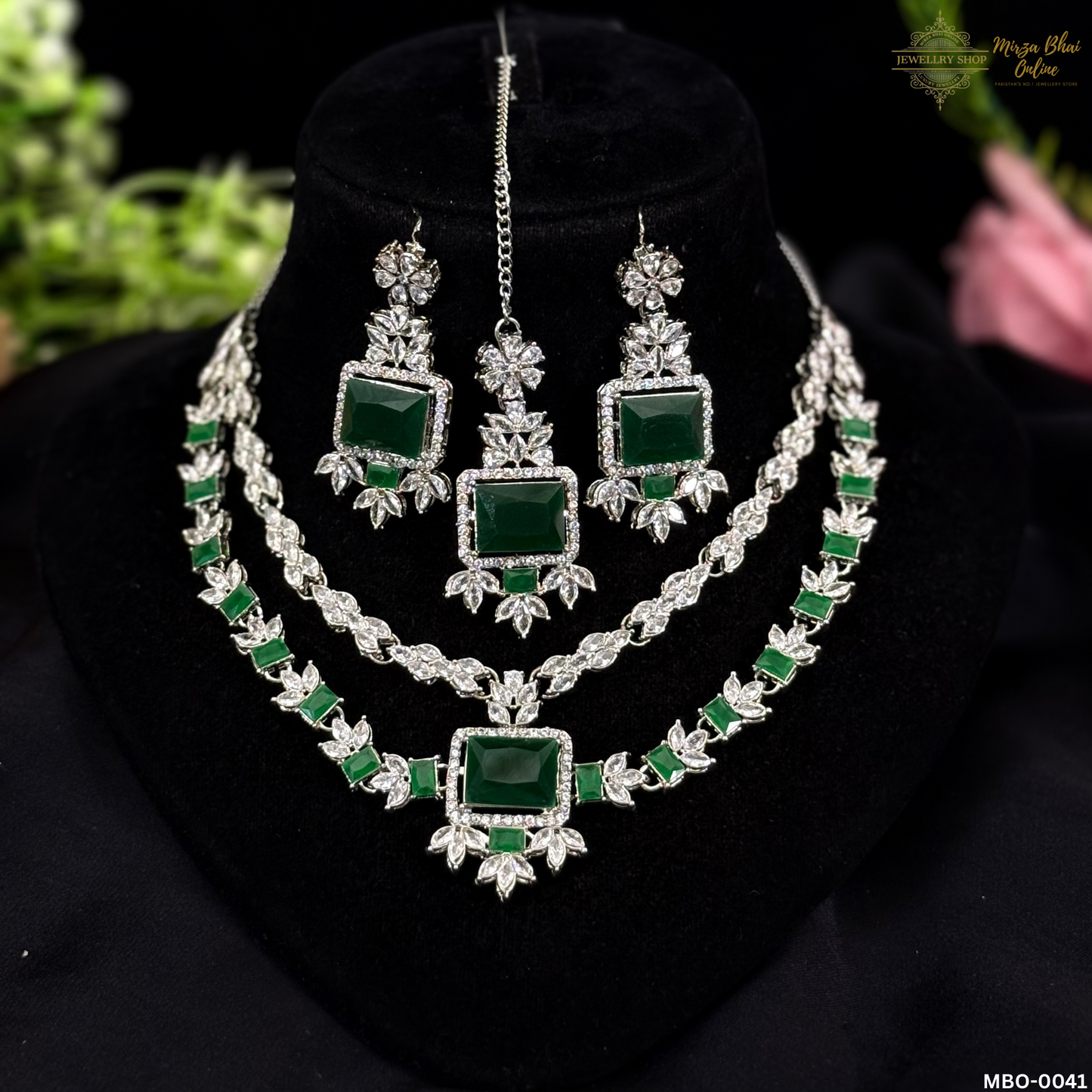 AYZEL'S NECKLACE (MBO-0041T)