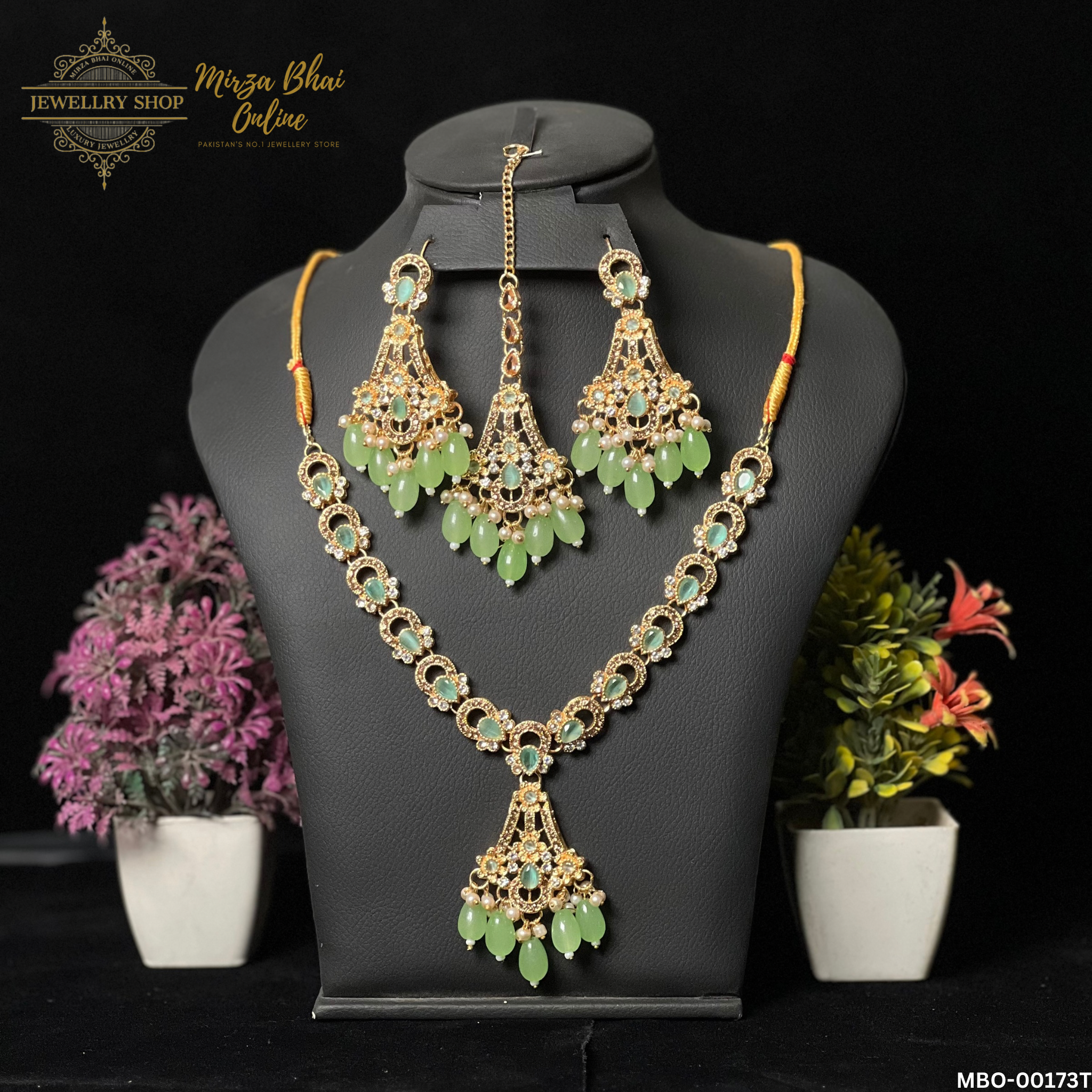FAINA'S NECKLACE (MBO-00173T)
