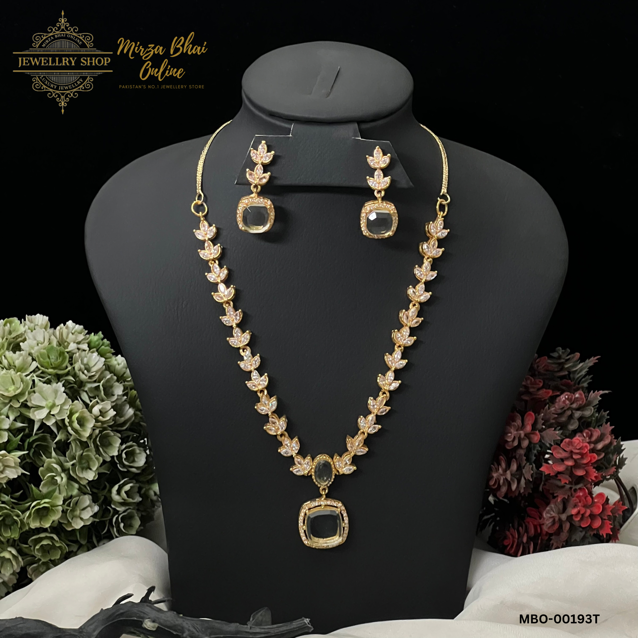 NOYA'S NECKLACE (MBO-00193T)