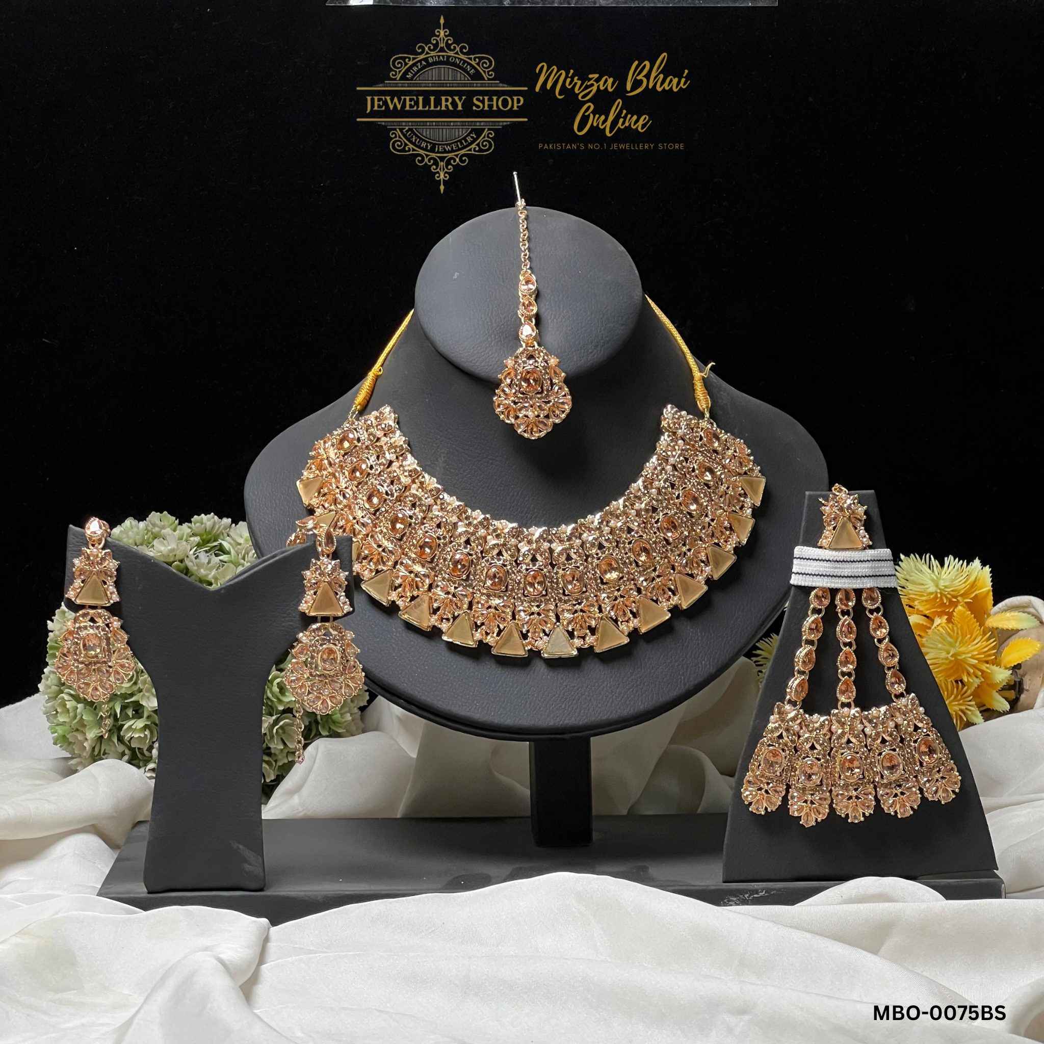 NYLA'S BRIDAL SET (MBO-0075BS)