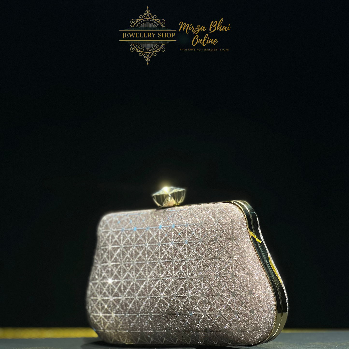 CLUTCH (B-0012)