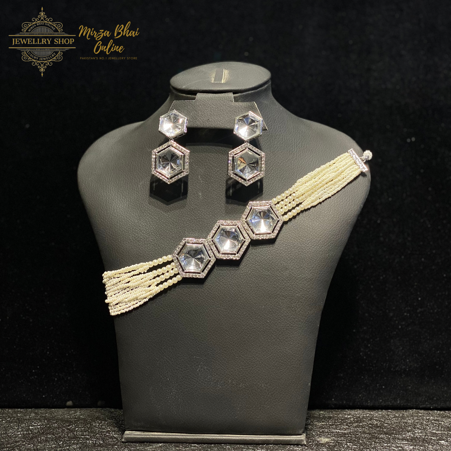 CORA'S NECKLACE (MBO-00250T)