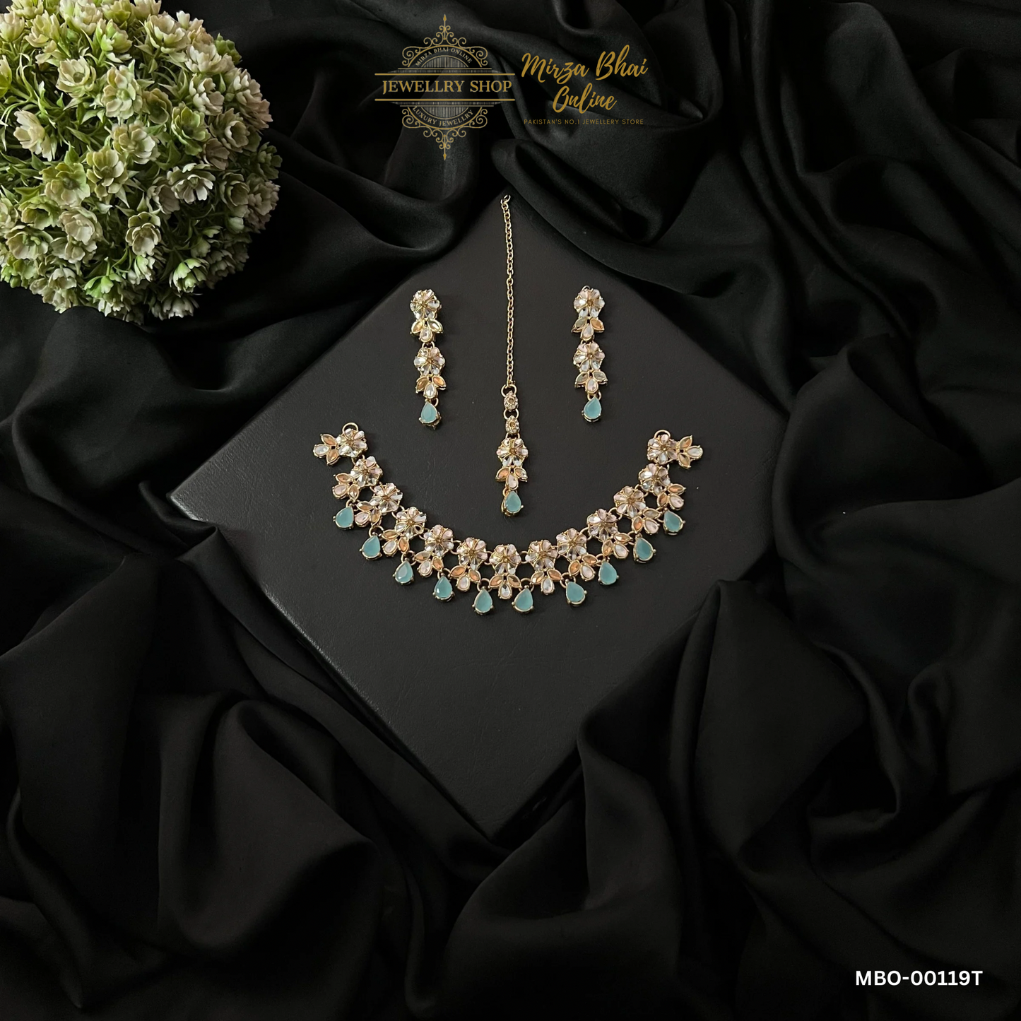 NAVEERA'S NECKLACE (MBO-00119T)