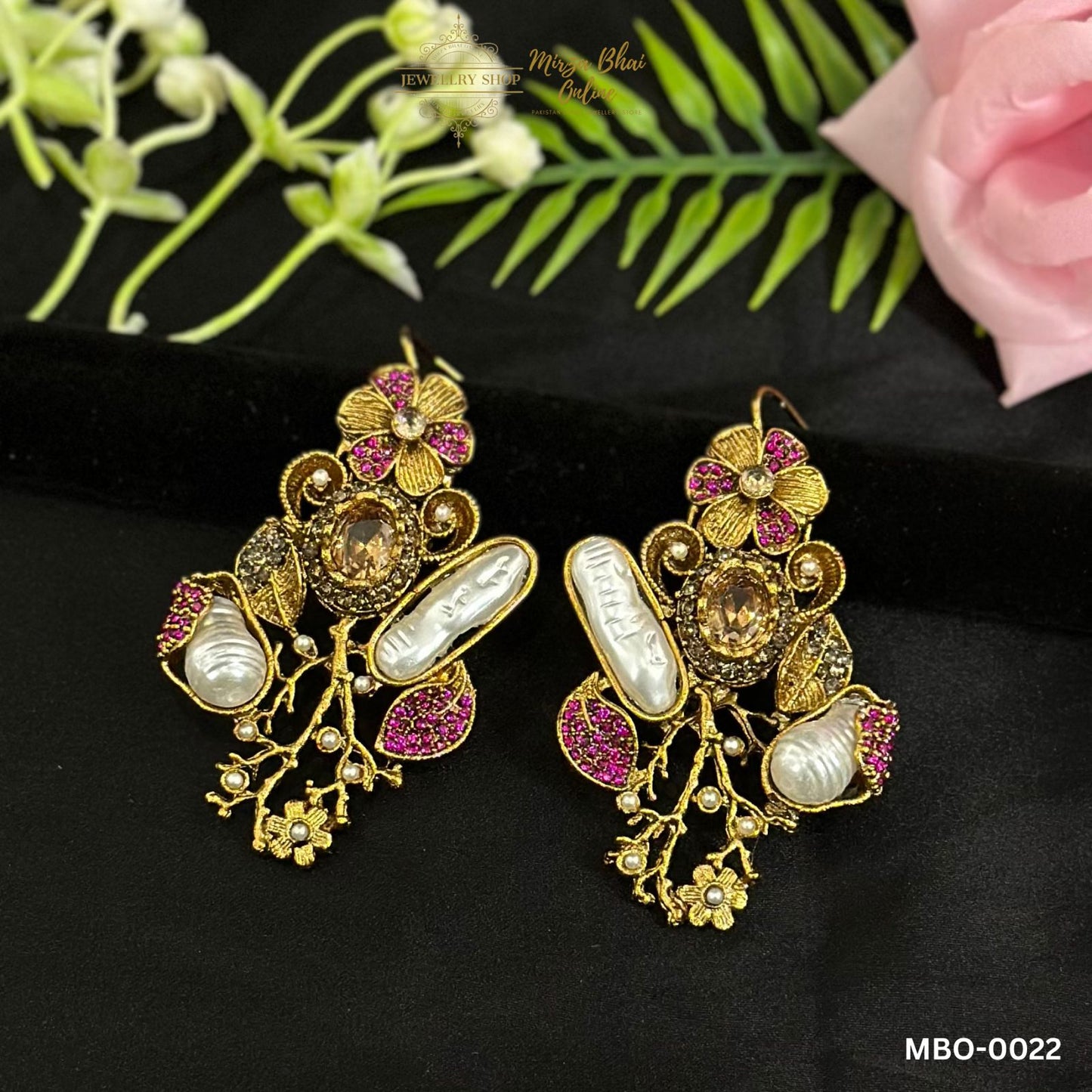 LUNA'S EARRINGS (MBO-0022)