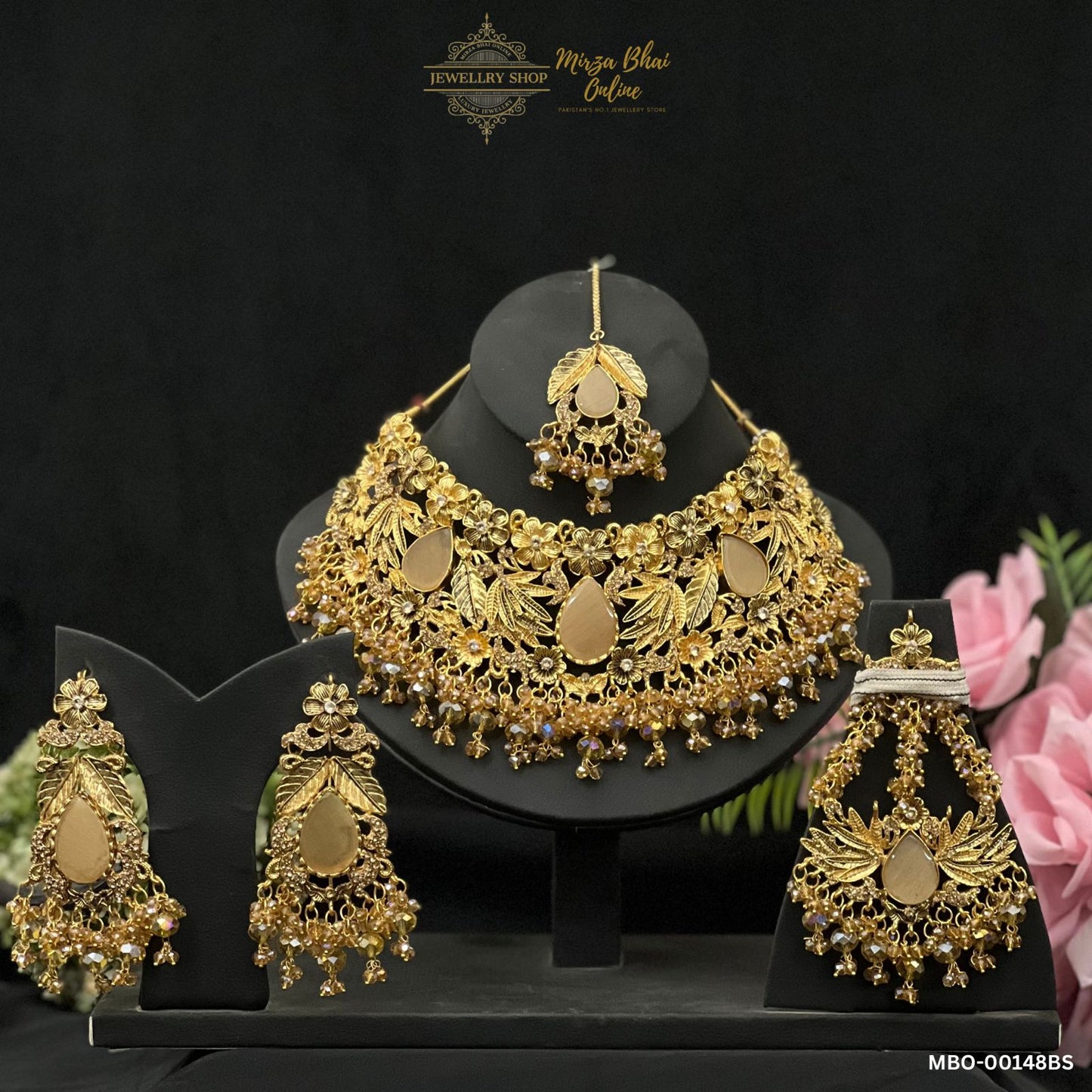 HOORIYA'S BRIDAL SET (MBO-00148BS)