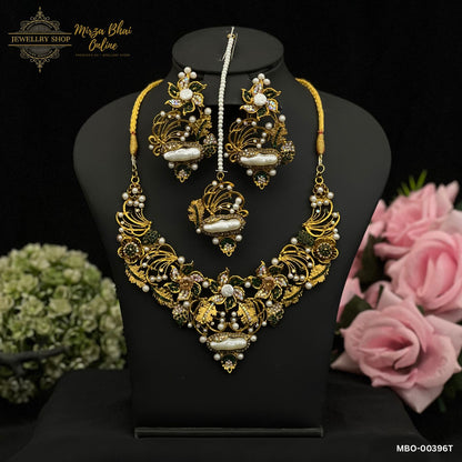 EMMA'S NECKLACE (MBO-00396T)