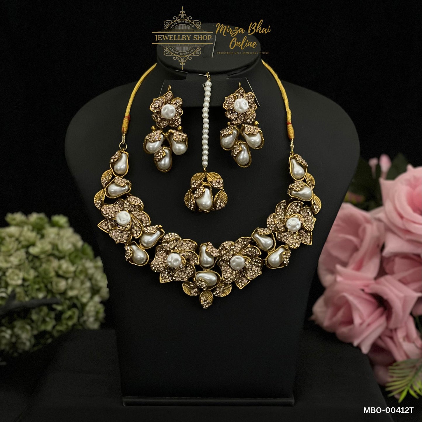 ZAHRA'S NECKLACE (MBO-00412T)