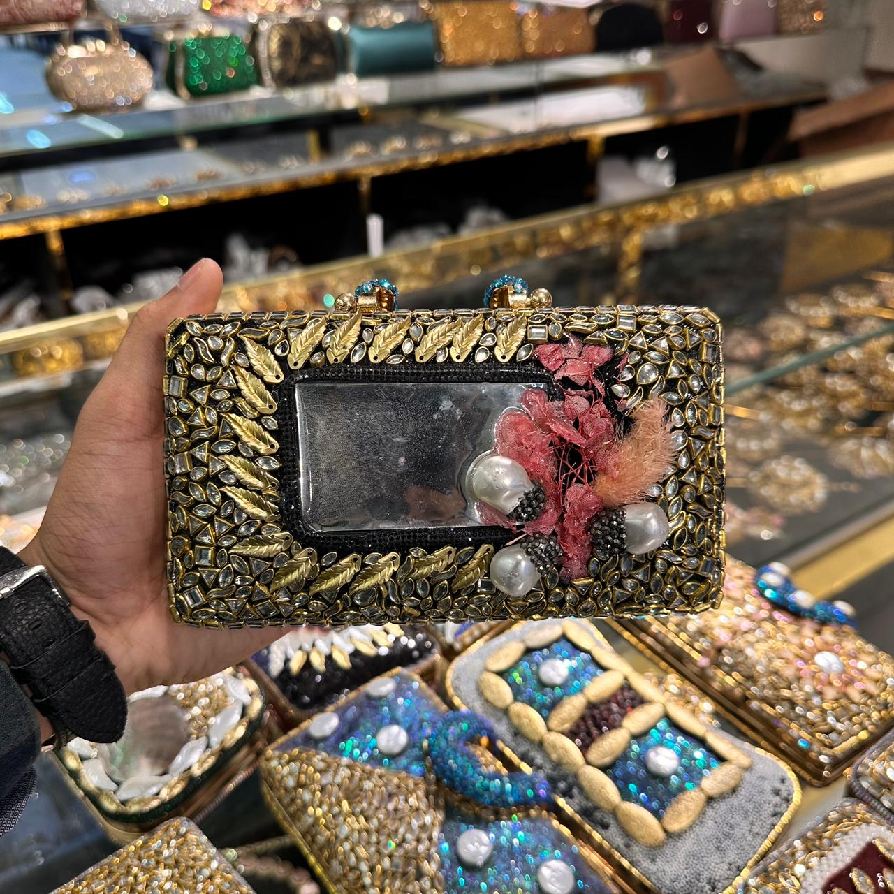 TURKISH CLUTCH (TC-0385)