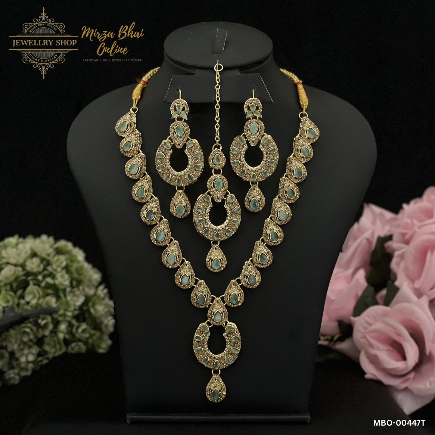 URVI'S NECKLACE (MBO-00447T)