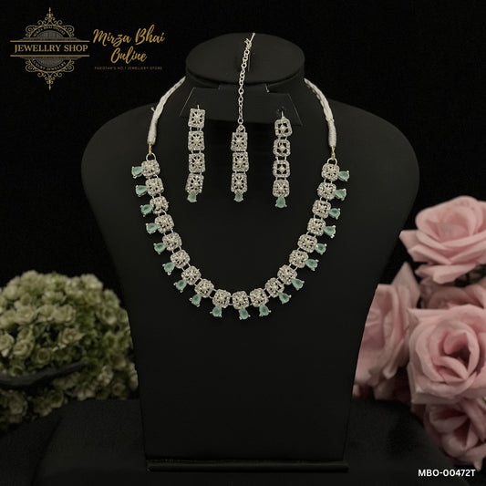 HINA'S NECKLACE (MBO-00472T)