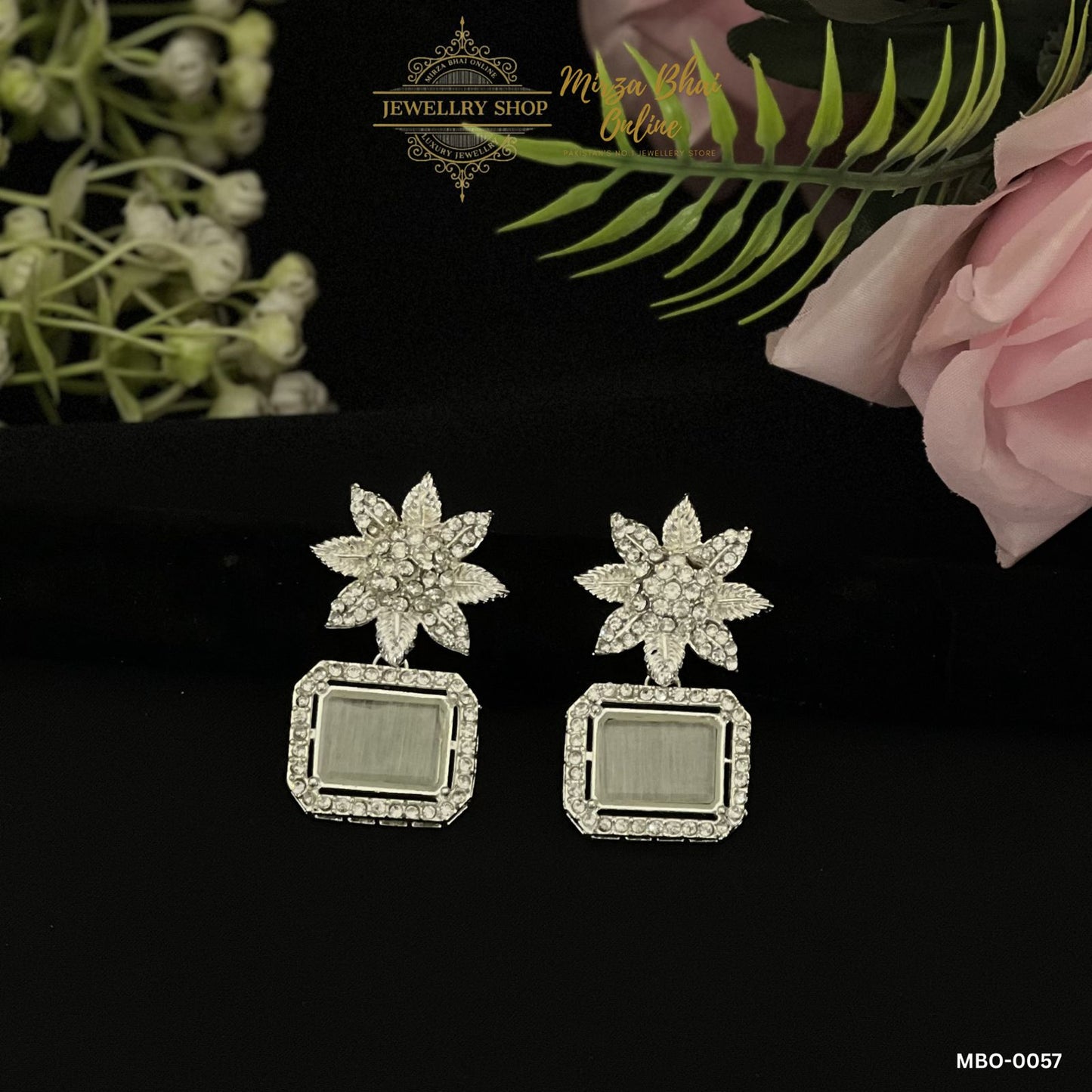 AISHA'S EARRINGS (MBO-0057)