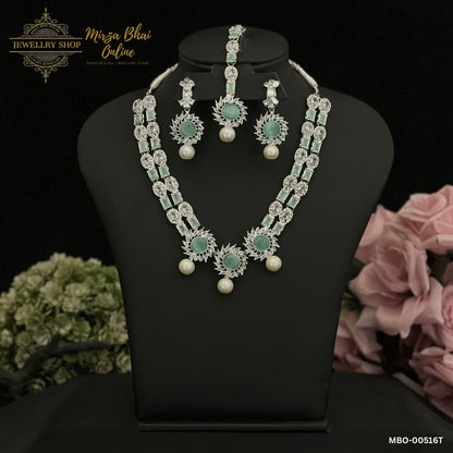 AREEBA'S NECKLACE (MBO-00516T)