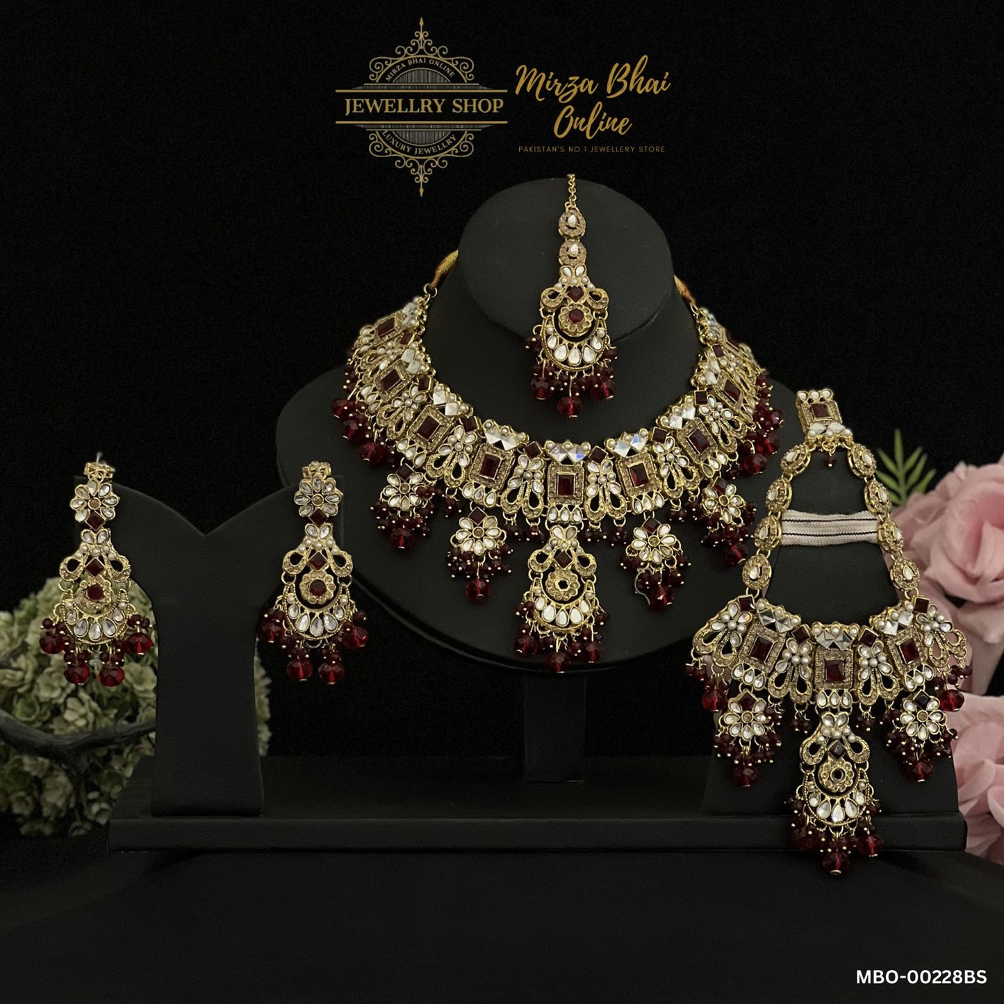 YUSRA'S BRIDAL SET (MBO-00228BS)