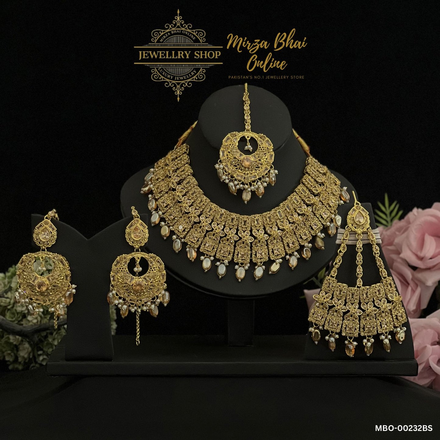 AYESHA'S BRIDAL SET (MBO-00232BS)