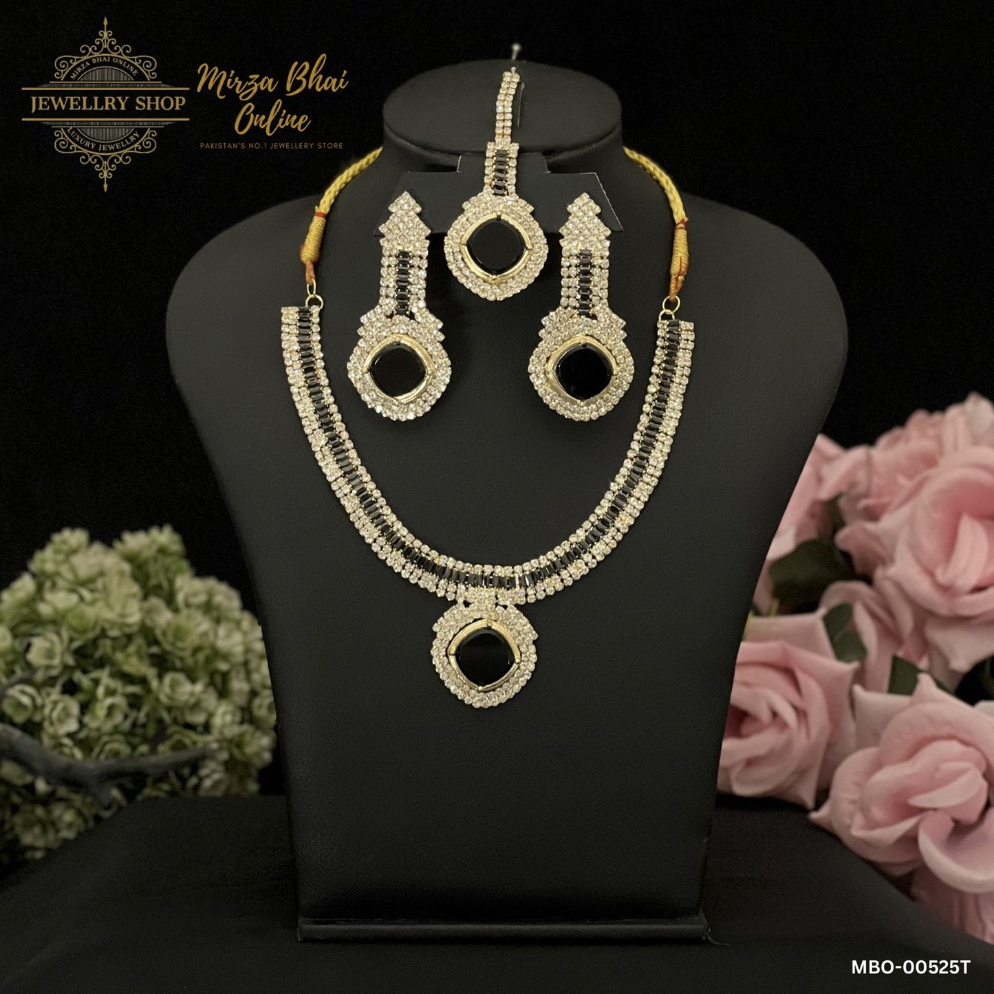 ZURI'S NECKLACE (MBO-00525T)